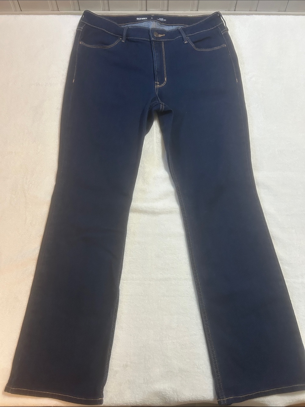 Old Navy Women's Jeans Mid Rise Wow Bootcut Size 12 Short